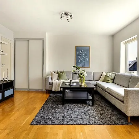 Cozy And Spacious 3-room In Sandviken Апартаменти Берген
