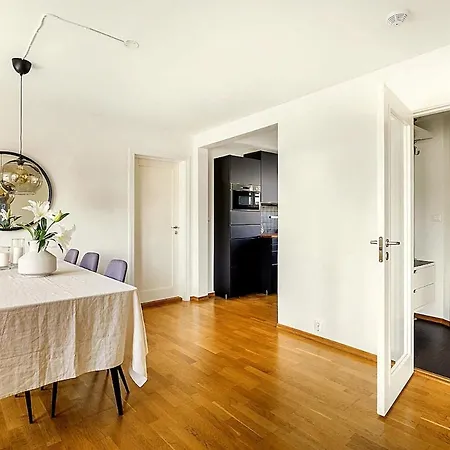 Cozy And Spacious 3-room In Sandviken Апартаменти